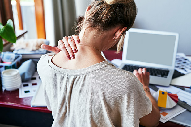 Why Do I Have Neck Pain and What Can an Osteopath Do To Help Me??